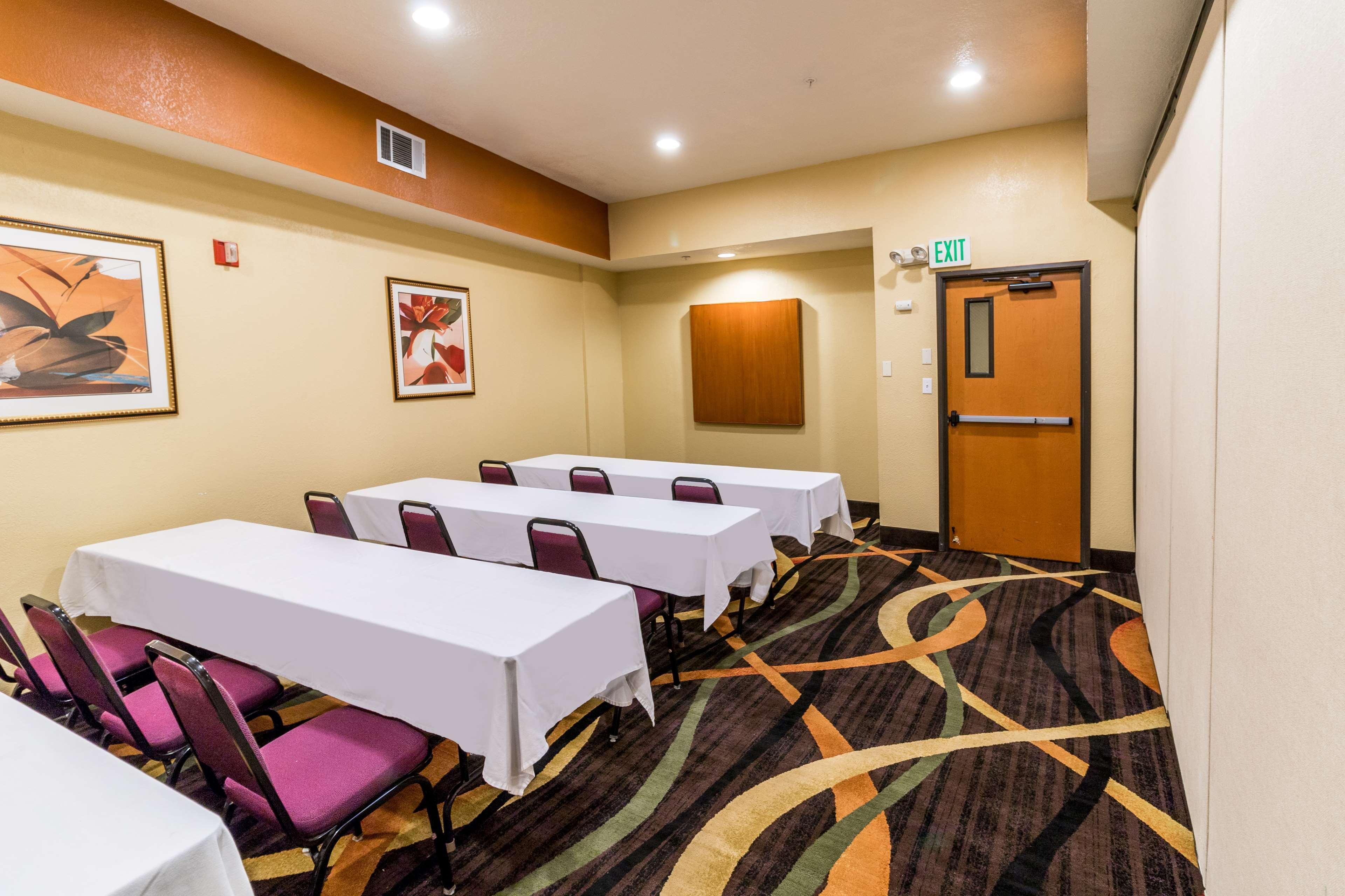 Best Western Plus Rockwall Inn & Suites Eksteriør bilde